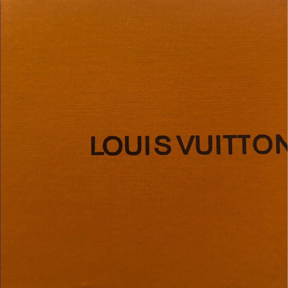 Louis Vuttion Key Pouch Box/Dustbag